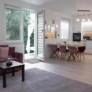 Comfortable Flat With Garden Apartament